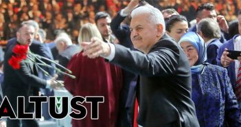 İki Kişiden Biri Hayır Dedi