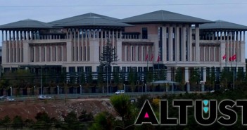 Emvali metruke üzerine Nevzat Onaran ile söyleşi